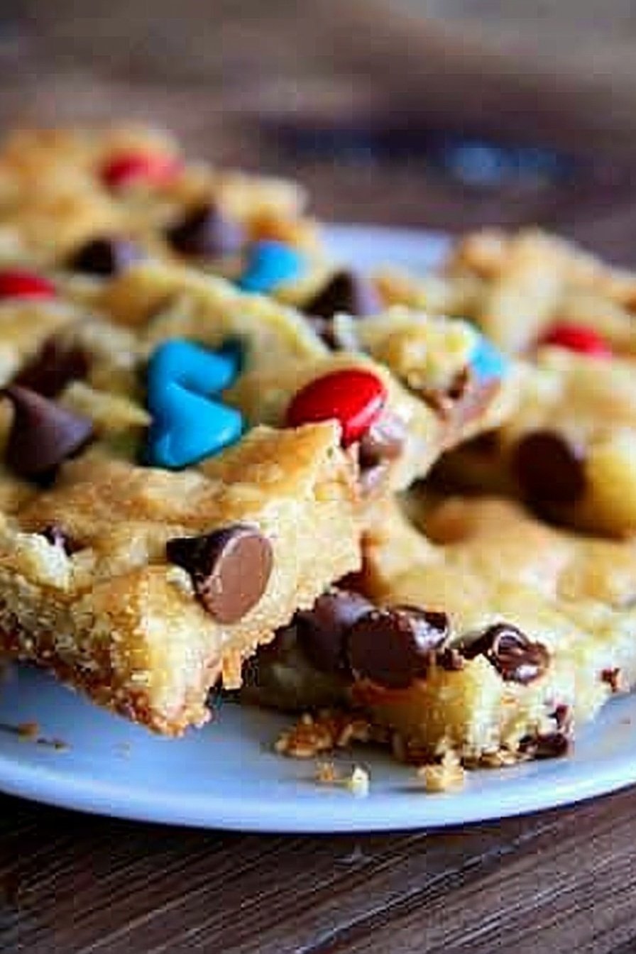 Easiest Chocolate Chip Cookie Bars EVER