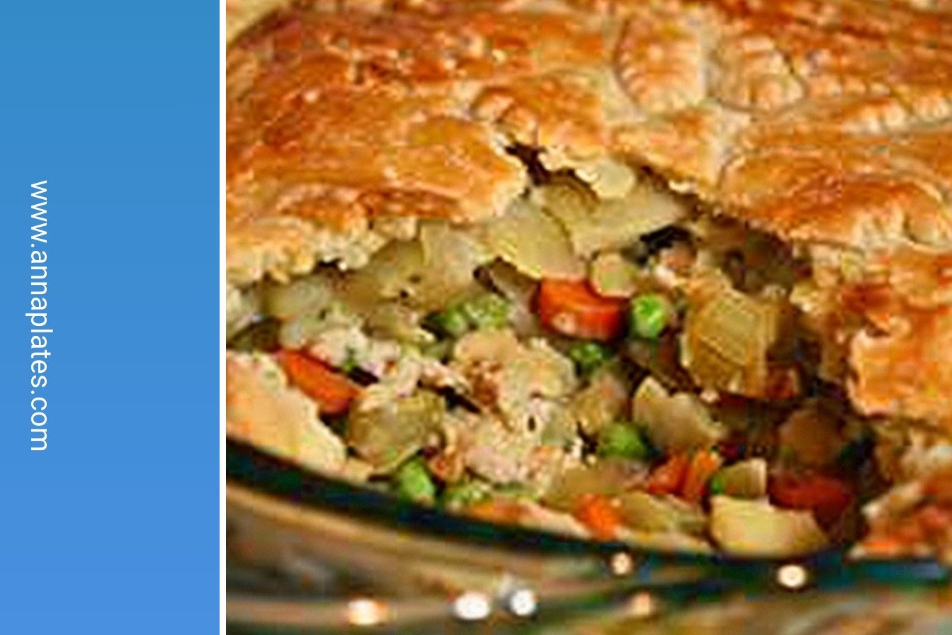 Weeknight Bites Chicken Turkey Pot Pie: Creamy, dreamy, and divine.